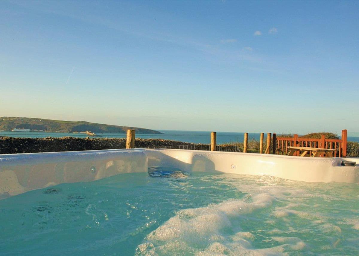 Llanllawer Fishguard Bay Resort المظهر الخارجي الصورة